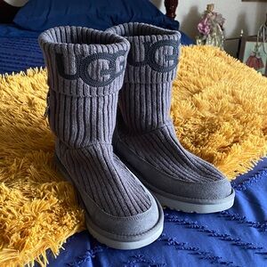 UGG Light Gray Sole Boots